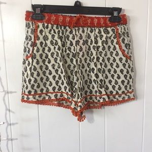 Tribal print flowy shorts